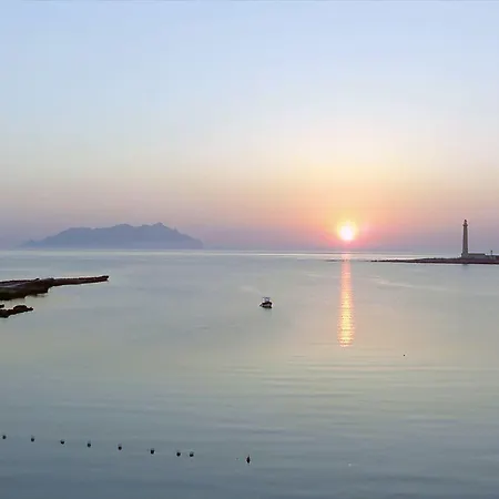 Отель Villaggio Approdo Di Ulisse 3*